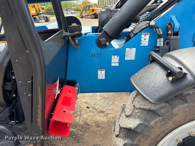 image for item EF1088 2018 Genie GTH-1056 telehandler
