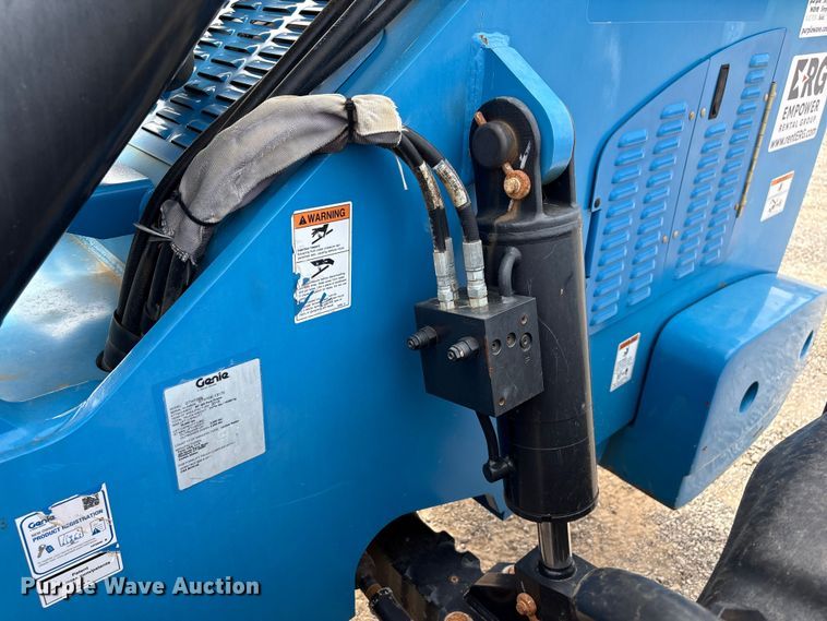 image for item EF1088 2018 Genie GTH-1056 telehandler