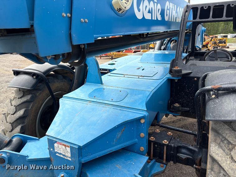 image for item EF1088 2018 Genie GTH-1056 telehandler