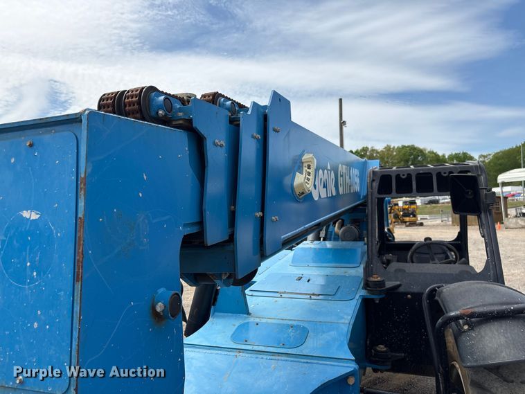 image for item EF1088 2018 Genie GTH-1056 telehandler