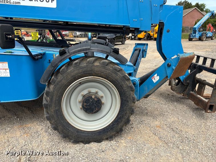 image for item EF1088 2018 Genie GTH-1056 telehandler