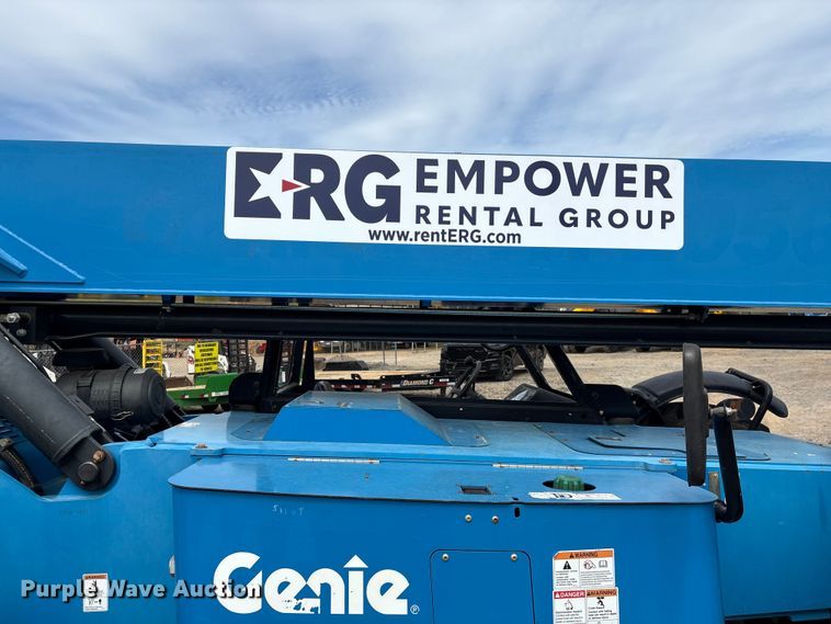 image for item EF1088 2018 Genie GTH-1056 telehandler