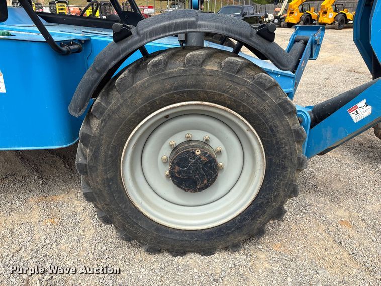 image for item EF1088 2018 Genie GTH-1056 telehandler