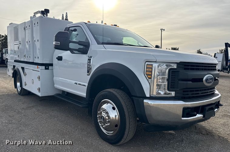 image for item EG1902 2018 Ford F550 Super Duty XL utility / service truck