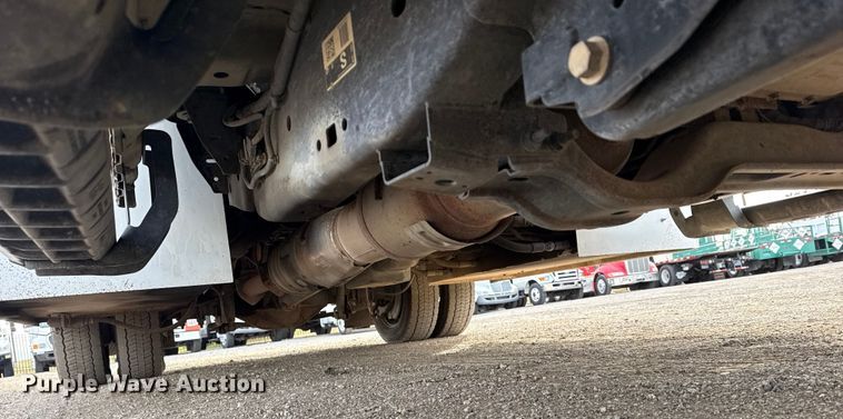 image for item EG1902 2018 Ford F550 Super Duty XL utility / service truck