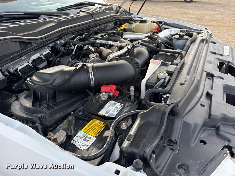 image for item EG1902 2018 Ford F550 Super Duty XL utility / service truck