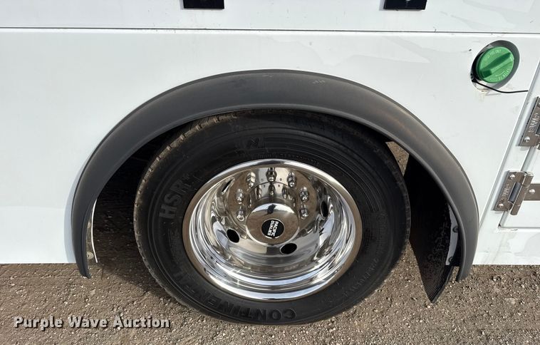 image for item EG1902 2018 Ford F550 Super Duty XL utility / service truck