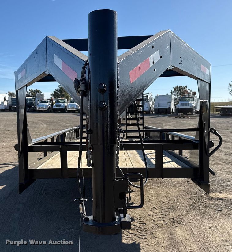 image for item EG2105 2006 Kearney Trailer equipment trailer