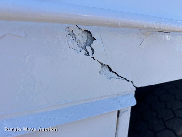 image for item EG2144 2010 International 7500 crane truck