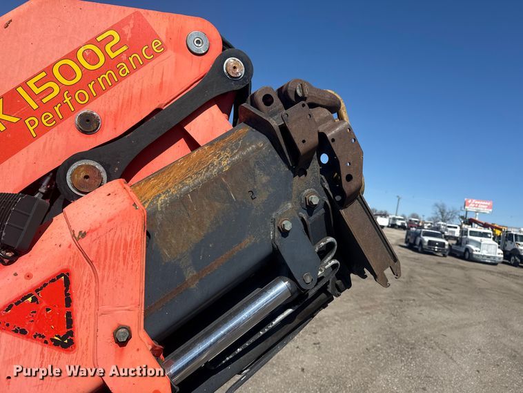 image for item EG2144 2010 International 7500 crane truck