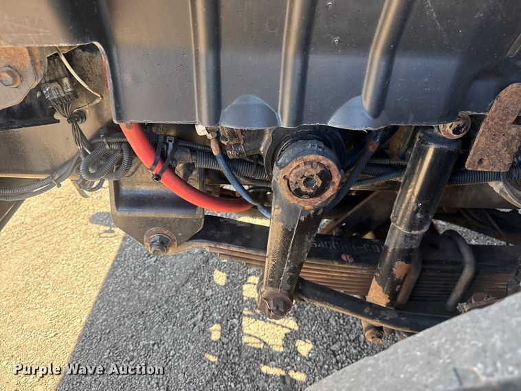 image for item EG2144 2010 International 7500 crane truck