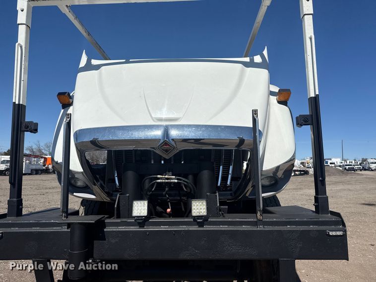 image for item EG2144 2010 International 7500 crane truck