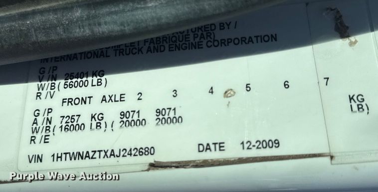 image for item EG2144 2010 International 7500 crane truck