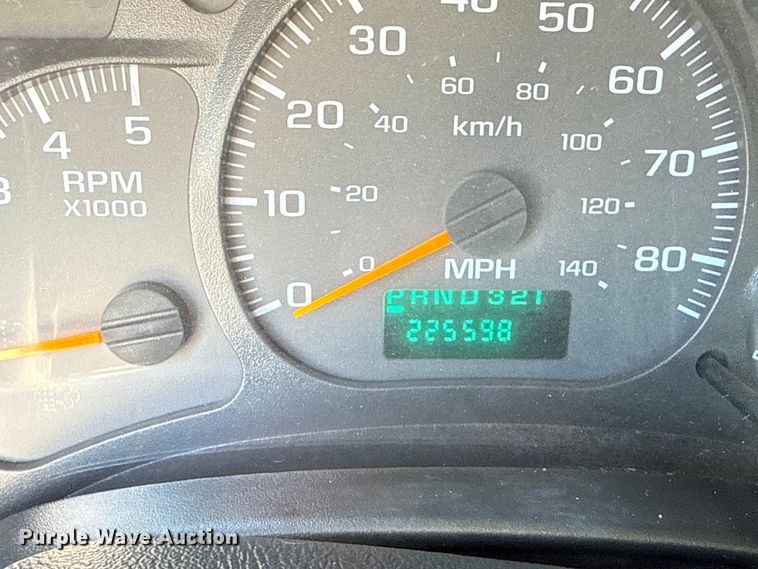 image for item EG8903 2008 Chevrolet C5500 bucket truck