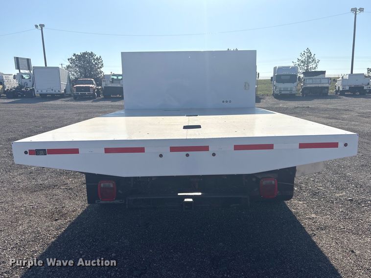 image for item EG8906 2016 Ford F450 Super Duty XL flatbed truck