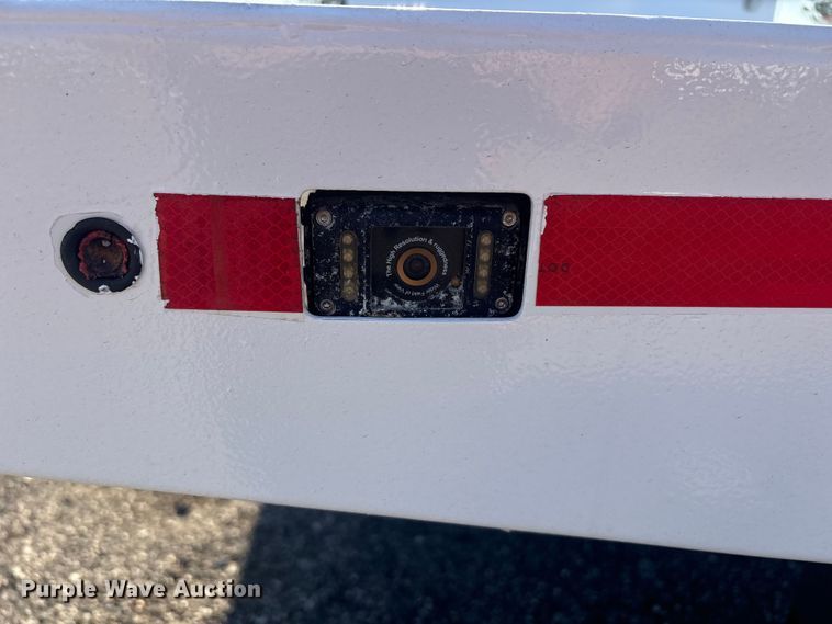 image for item EG8906 2016 Ford F450 Super Duty XL flatbed truck