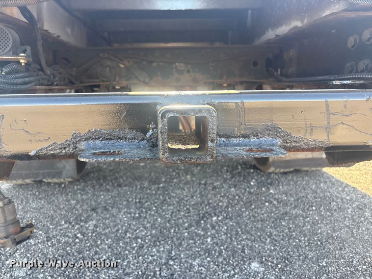 image for item EG8906 2016 Ford F450 Super Duty XL flatbed truck