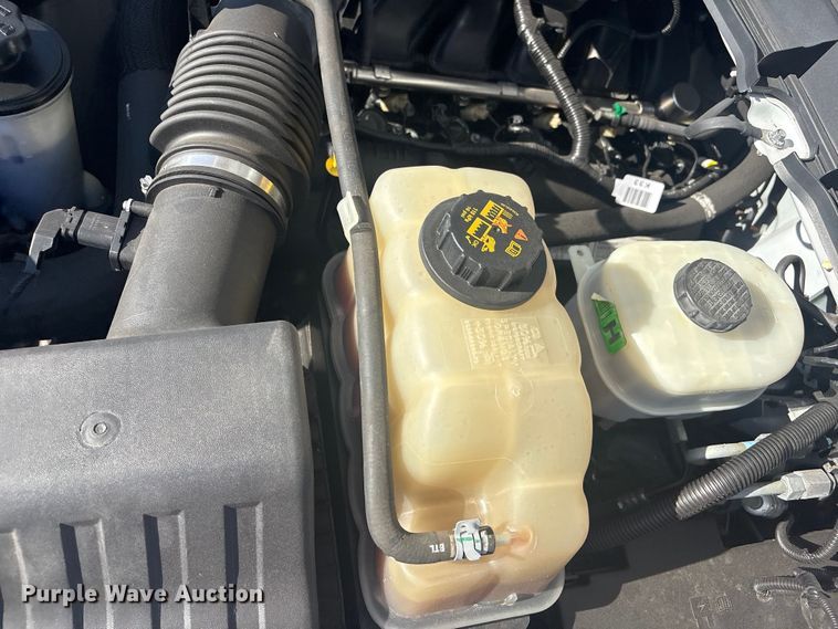 image for item EG8906 2016 Ford F450 Super Duty XL flatbed truck