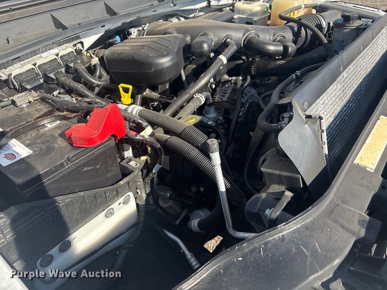 image for item EG8906 2016 Ford F450 Super Duty XL flatbed truck