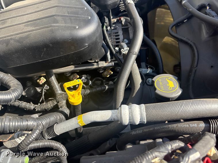 image for item EG8906 2016 Ford F450 Super Duty XL flatbed truck