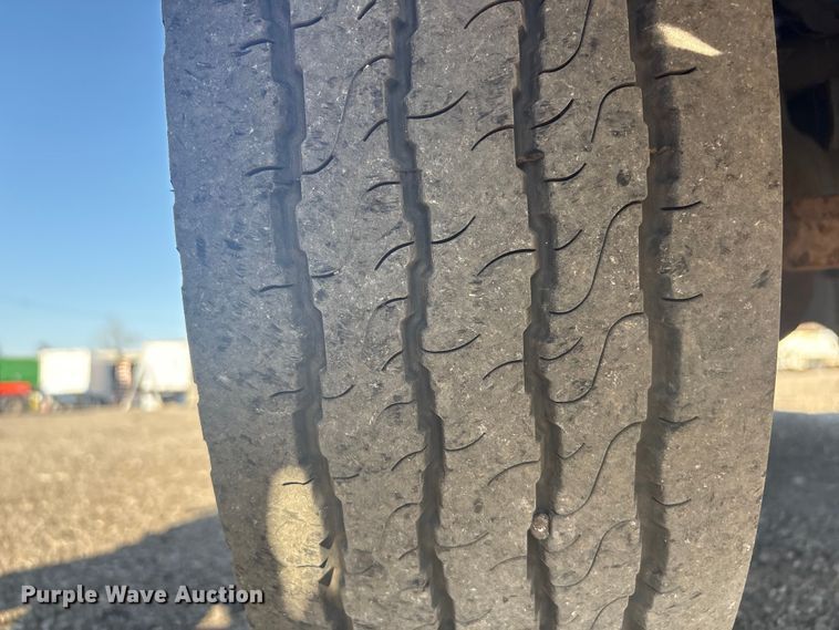 image for item EG8906 2016 Ford F450 Super Duty XL flatbed truck