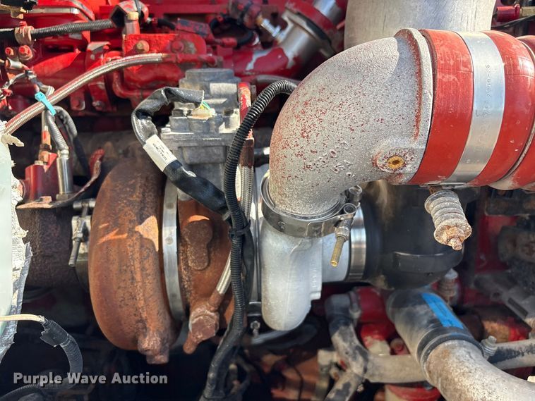 image for item EG8907 2015 International DF677 vacuum truck