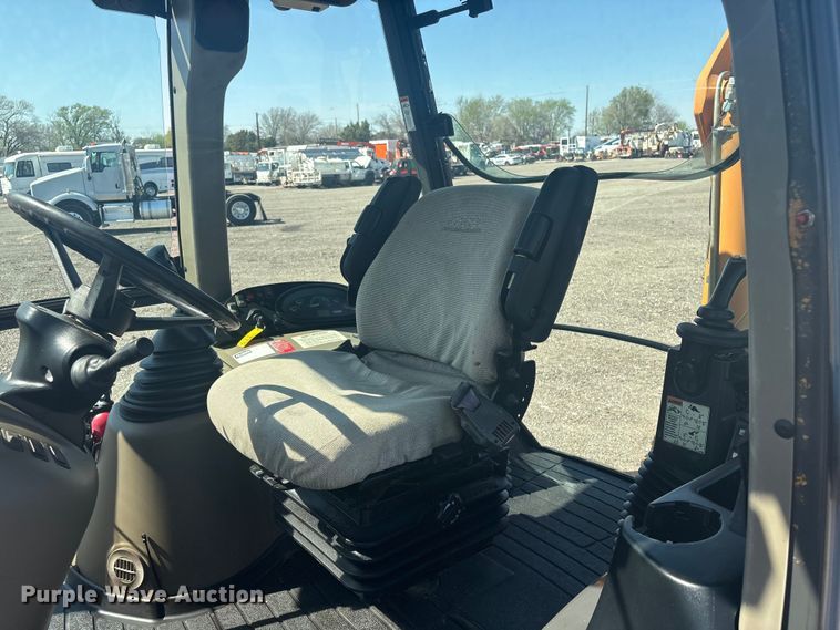 image for item EG8915 2010 Case 580 Super M backhoe