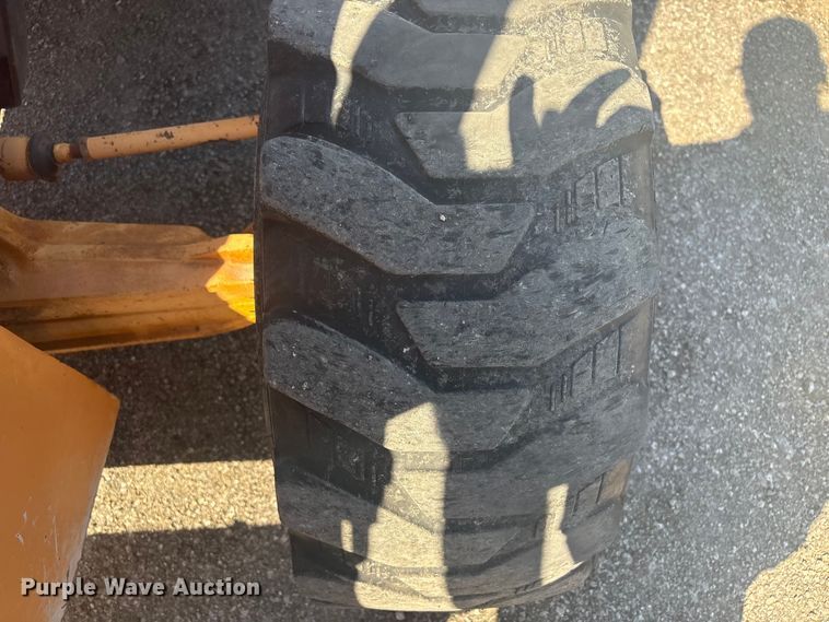 image for item EG8915 2010 Case 580 Super M backhoe