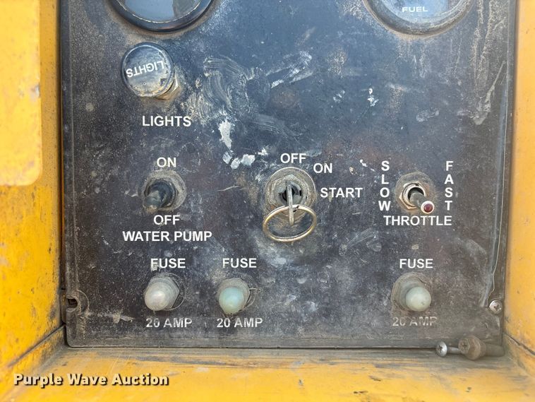 image for item EG8917 2023 Vermeer CV873SGT vacuum excavator