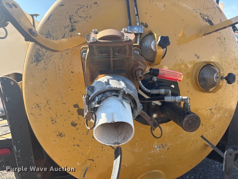 image for item EG8917 2023 Vermeer CV873SGT vacuum excavator