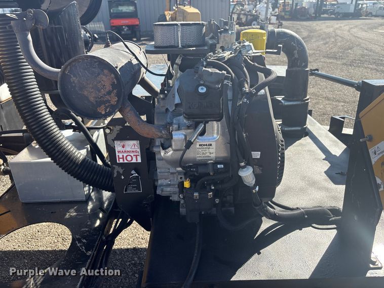 image for item EG8917 2023 Vermeer CV873SGT vacuum excavator