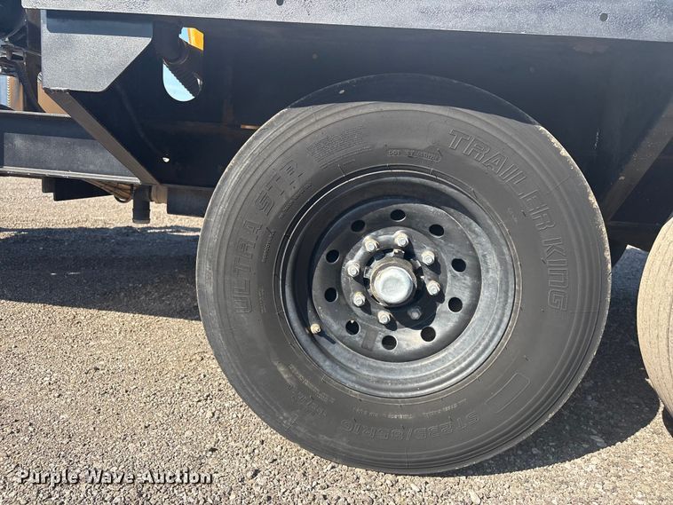 image for item EG8917 2023 Vermeer CV873SGT vacuum excavator