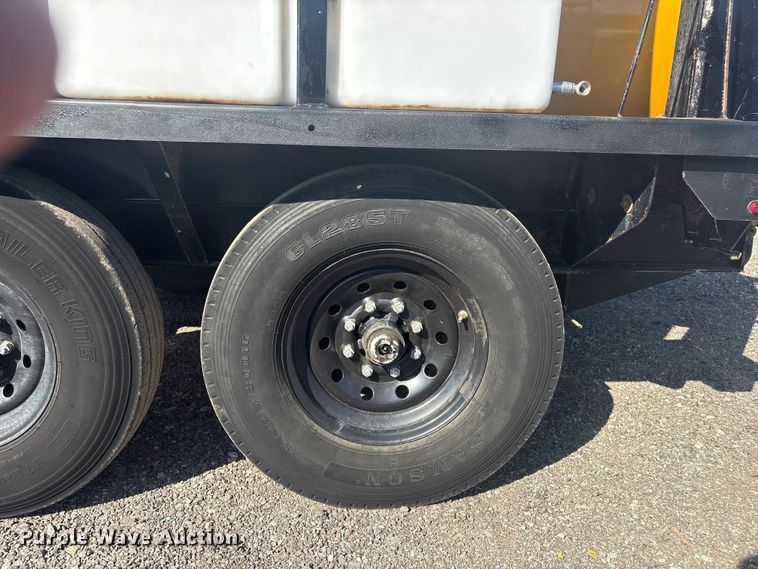 image for item EG8917 2023 Vermeer CV873SGT vacuum excavator