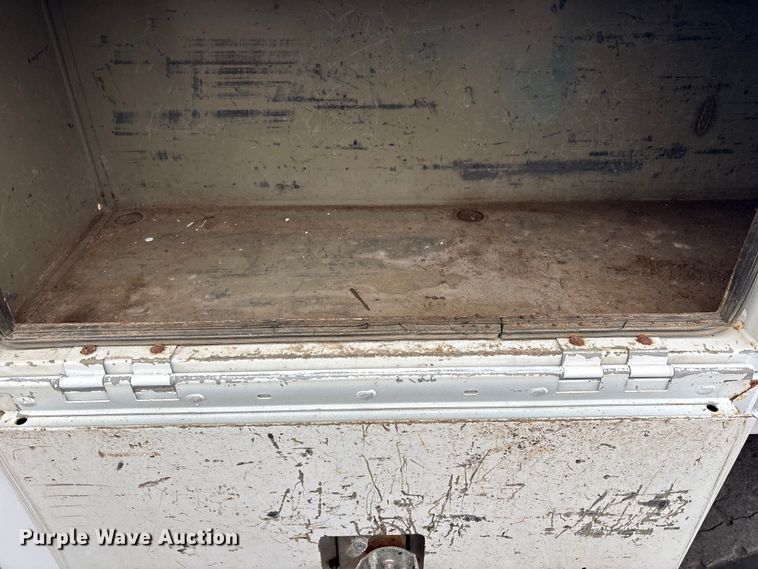 image for item EG8920 2012 Freightliner Business Class M2 crane truck