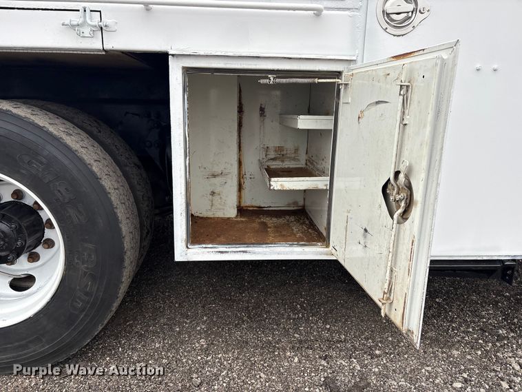 image for item EG8920 2012 Freightliner Business Class M2 crane truck