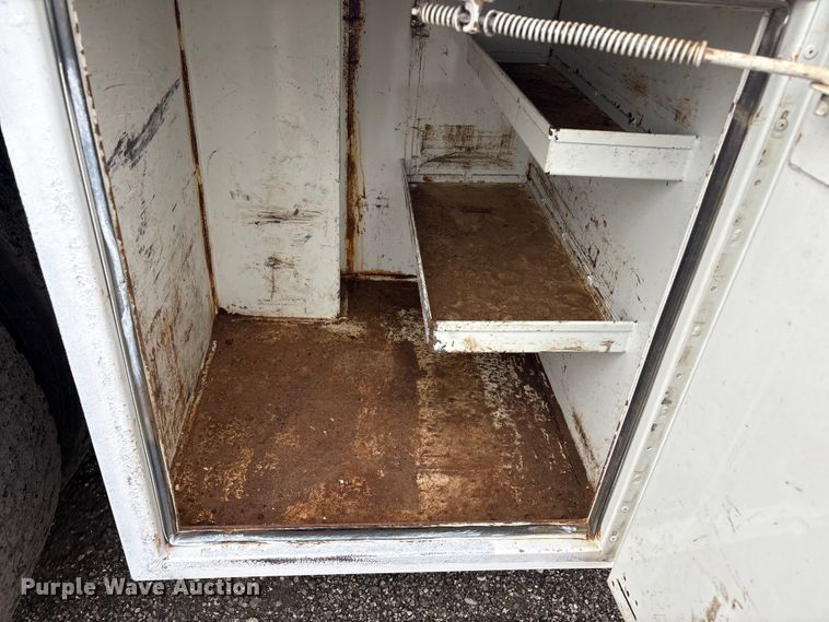 image for item EG8920 2012 Freightliner Business Class M2 crane truck