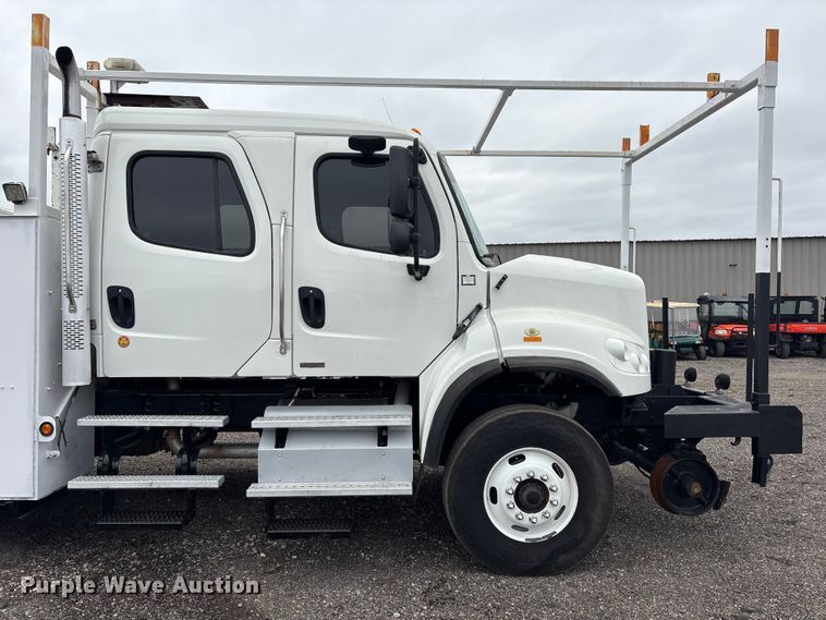 image for item EG8920 2012 Freightliner Business Class M2 crane truck