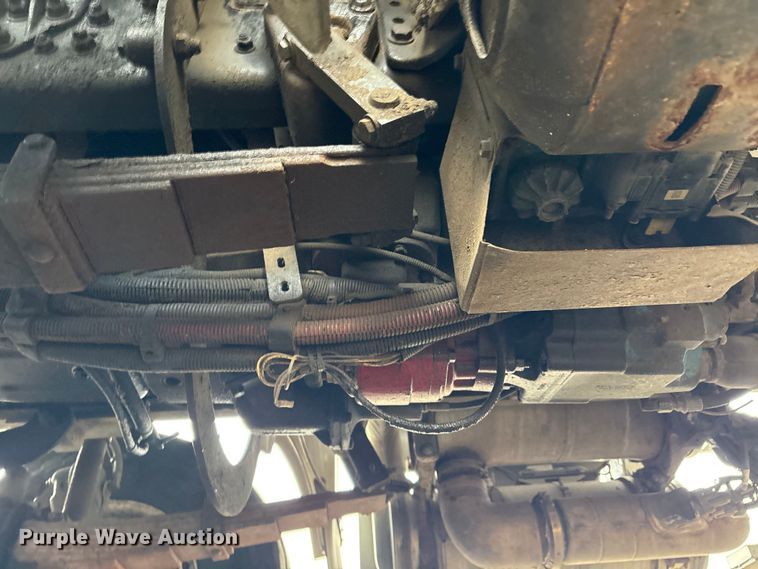 image for item EG8920 2012 Freightliner Business Class M2 crane truck