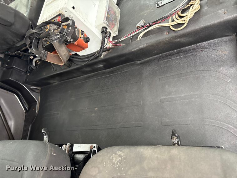 image for item EG8920 2012 Freightliner Business Class M2 crane truck