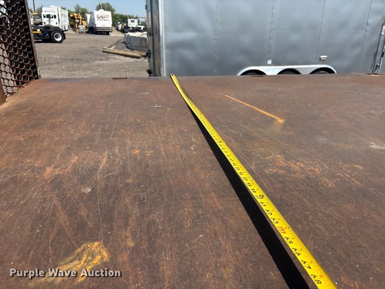 image for item EG8950 2004 Sterling L7500 Series 