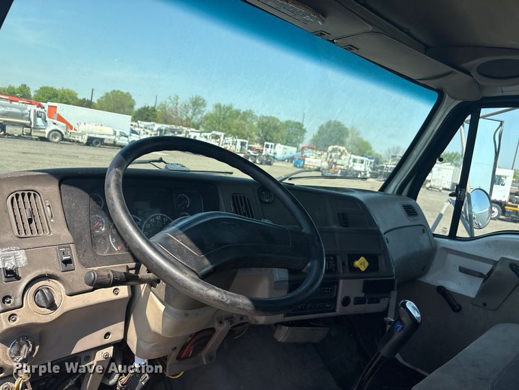 image for item EG8950 2004 Sterling L7500 Series 