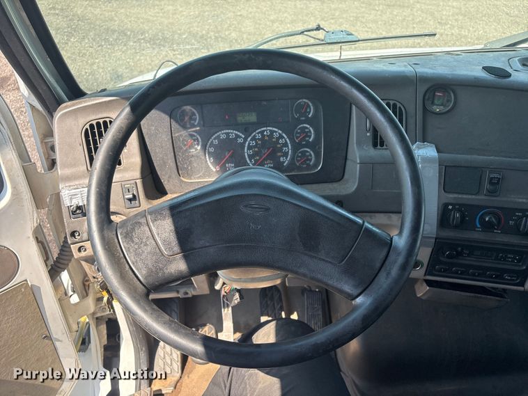 image for item EG8950 2004 Sterling L7500 Series 