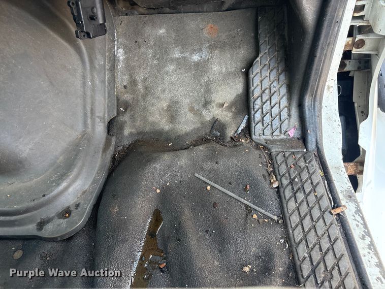 image for item EG8950 2004 Sterling L7500 Series 