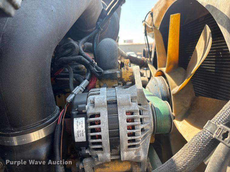 image for item EG8950 2004 Sterling L7500 Series 