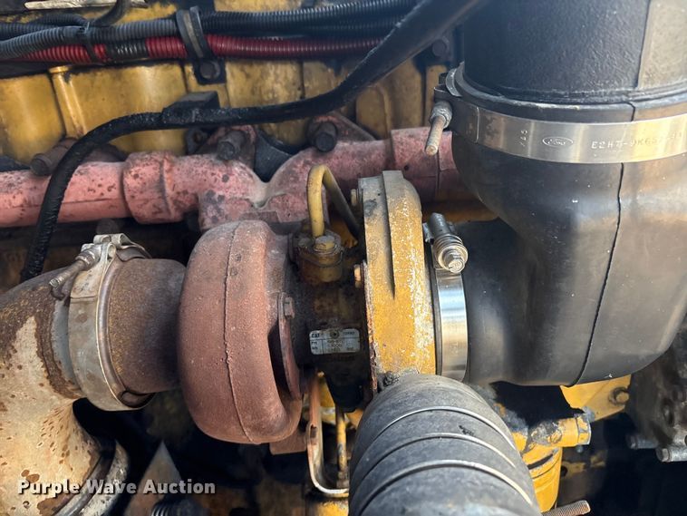 image for item EG8950 2004 Sterling L7500 Series 