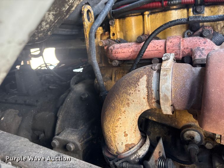 image for item EG8950 2004 Sterling L7500 Series 