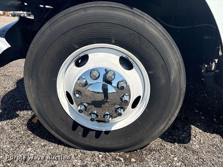 image for item EG8950 2004 Sterling L7500 Series 