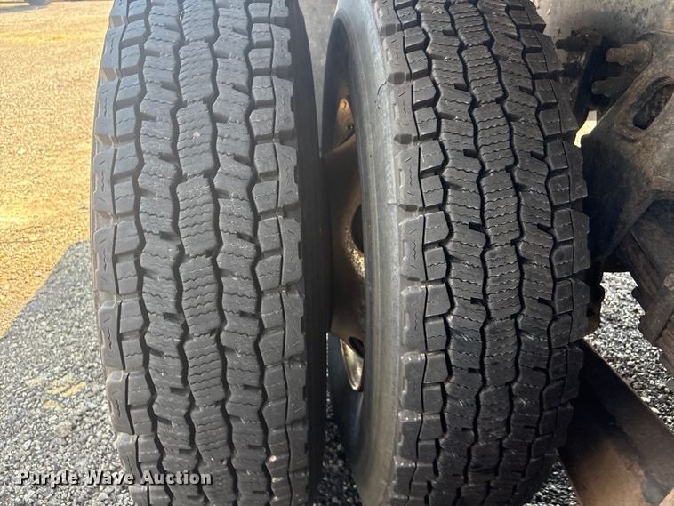 image for item EG8950 2004 Sterling L7500 Series 