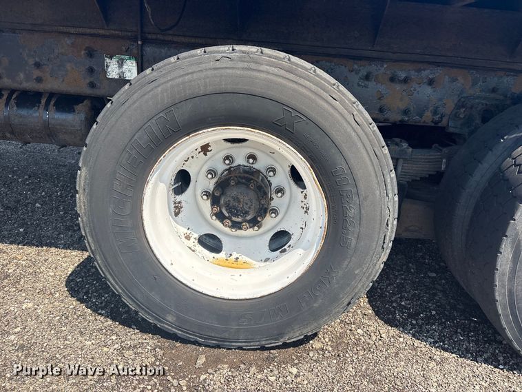 image for item EG8950 2004 Sterling L7500 Series 