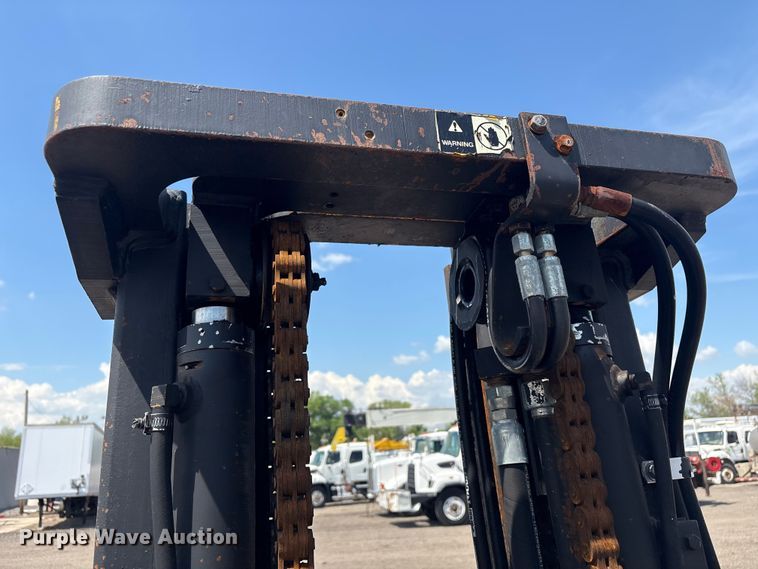 image for item EG8955 Caterpillar T80 D forklift